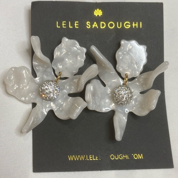 Lele Sadoughi Statement Flower Drop Earrings W/Crystal Center - Picture 1 of 2